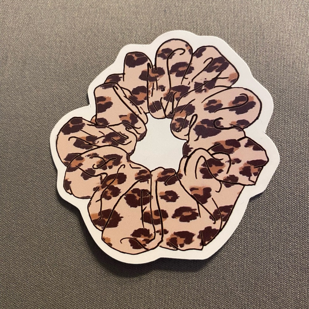 🌈20/$12🌈 Leopard Print Scrunchie Sticker